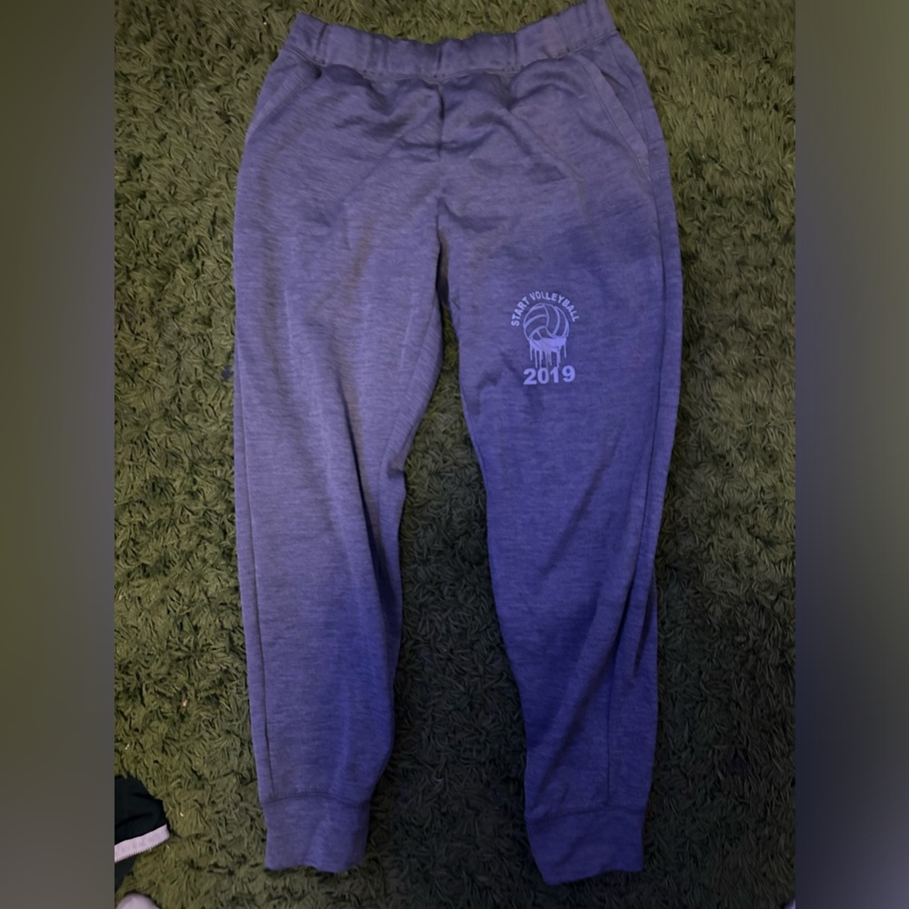 Grey Sweatpants 🩶